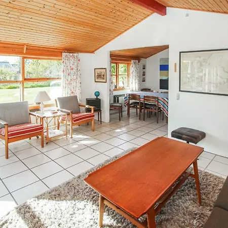 Stunning In Samso With Kitchen Tatil Evi Kolby Kås