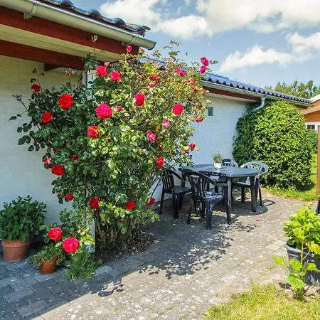 Stunning In Samso With Kitchen Tatil Evi *